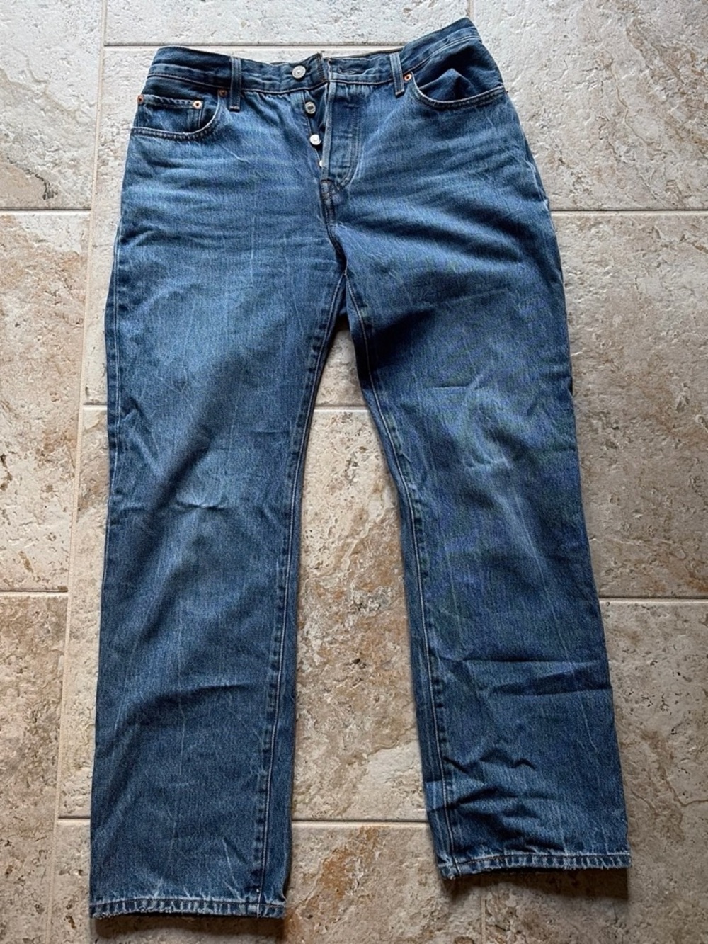 Levi's 501 Women's Straight Jeans in Classic Blue Wash